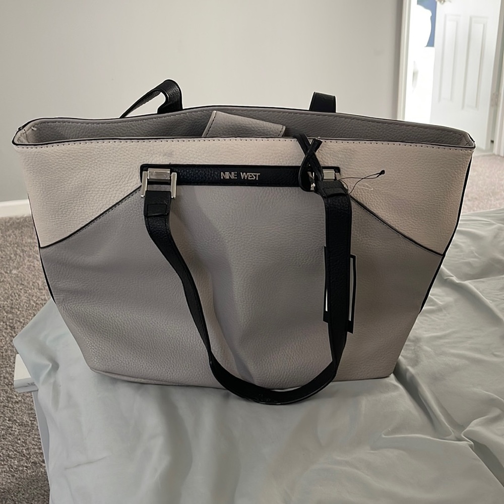 Nine West tote